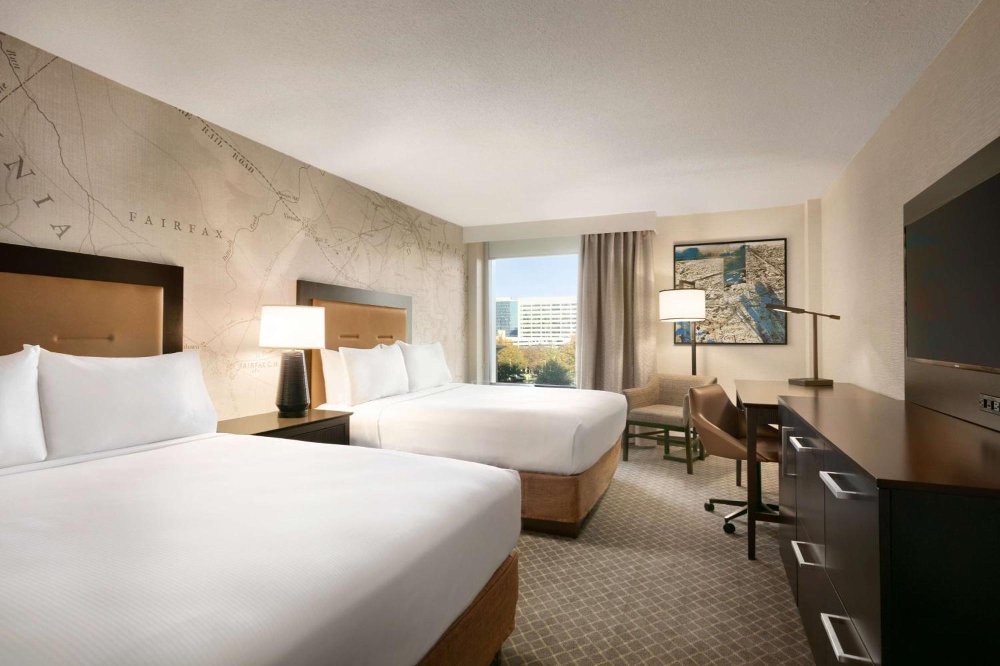 Doubletree By Hilton Mclean Tysons Hotel Tysons Corner Eksteriør billede