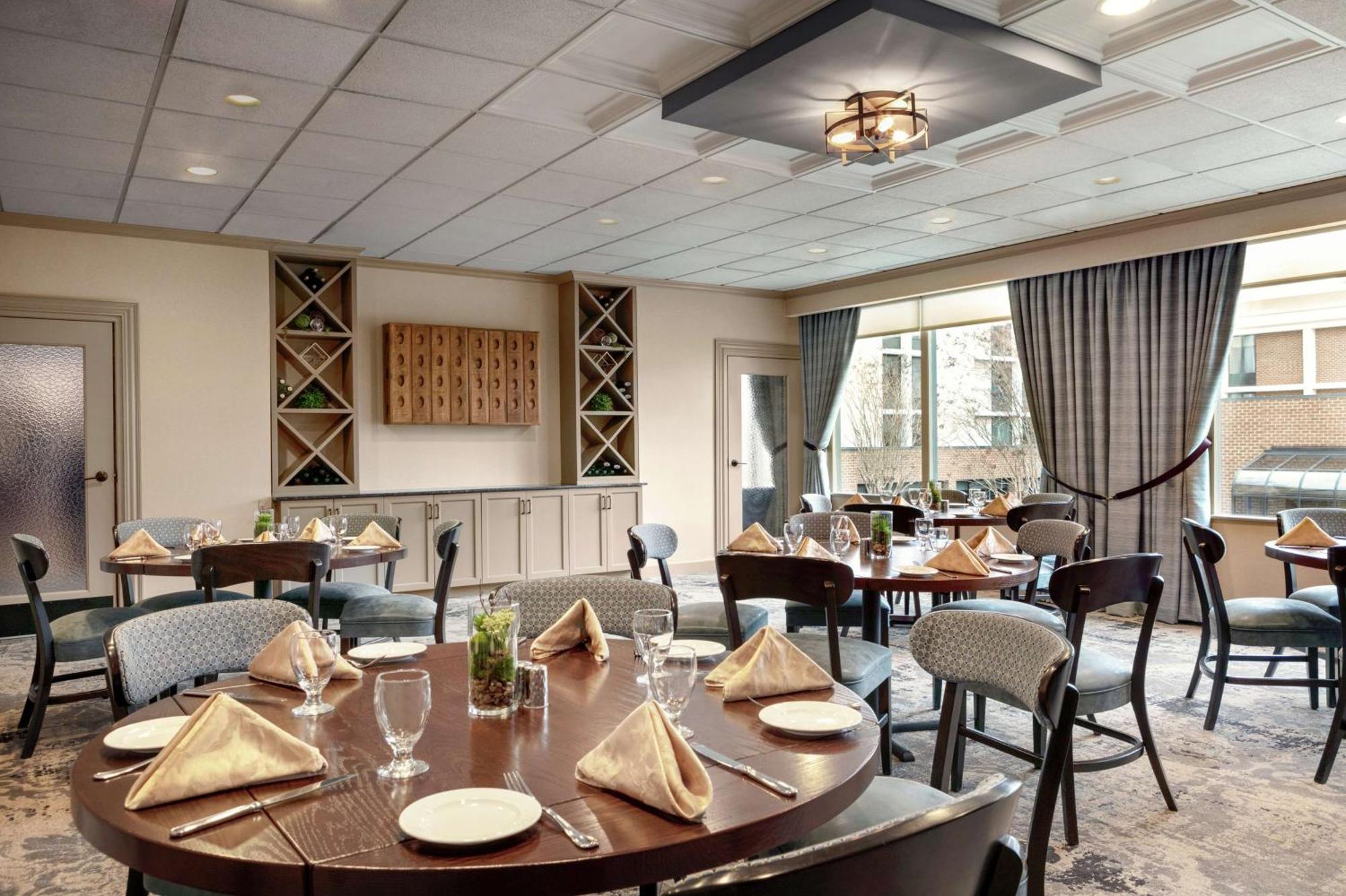 Doubletree By Hilton Mclean Tysons Hotel Tysons Corner Eksteriør billede