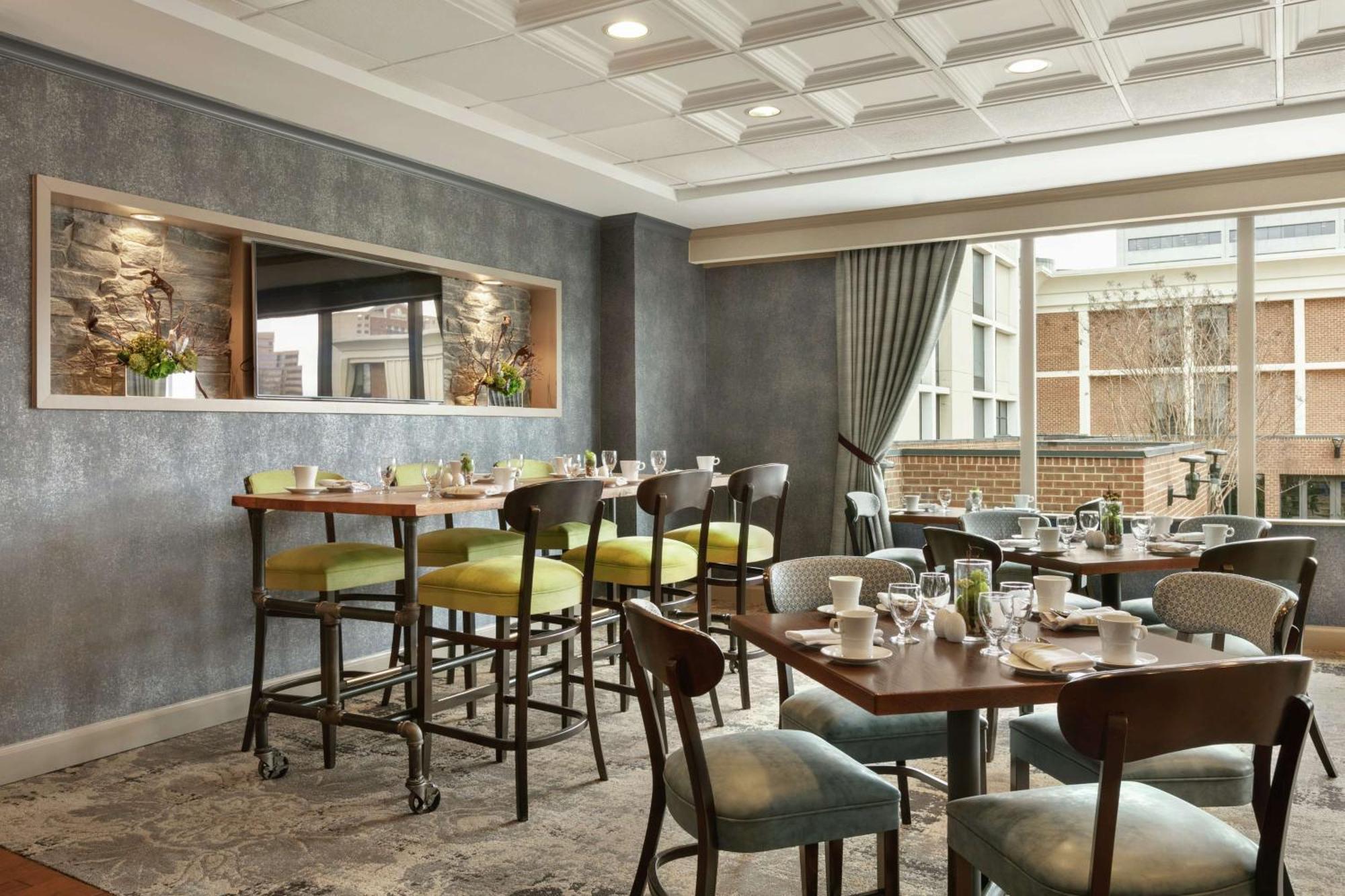 Doubletree By Hilton Mclean Tysons Hotel Tysons Corner Eksteriør billede