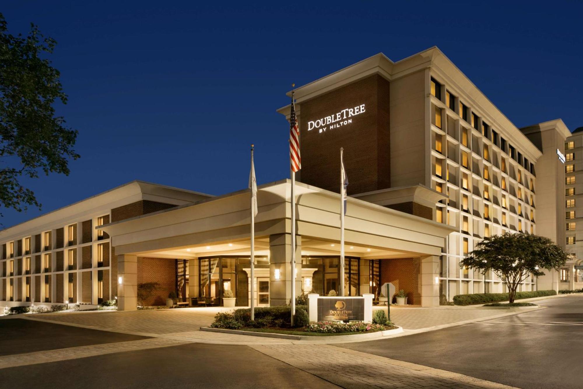 Doubletree By Hilton Mclean Tysons Hotel Tysons Corner Eksteriør billede