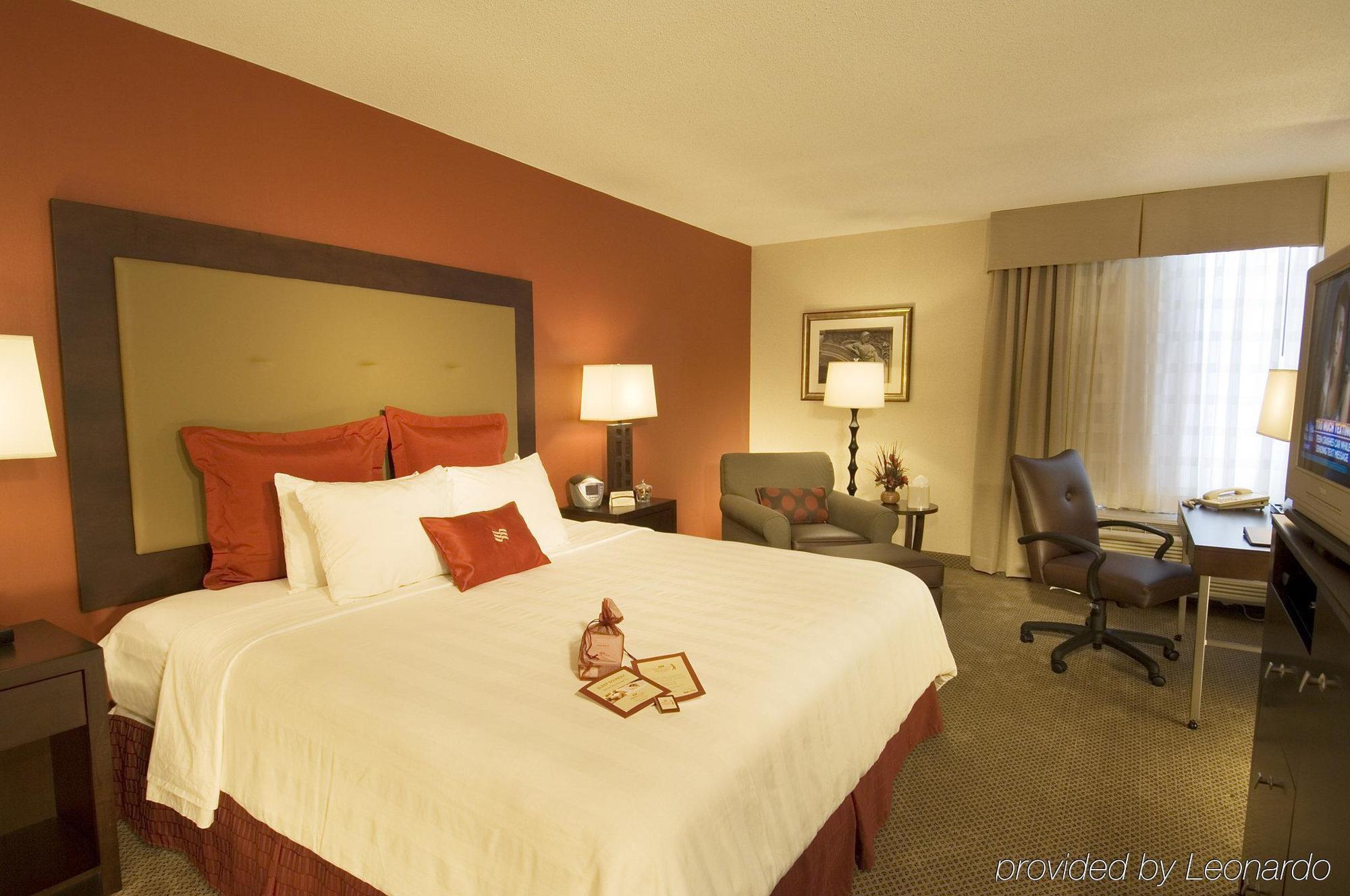 Doubletree By Hilton Mclean Tysons Hotel Tysons Corner Værelse billede