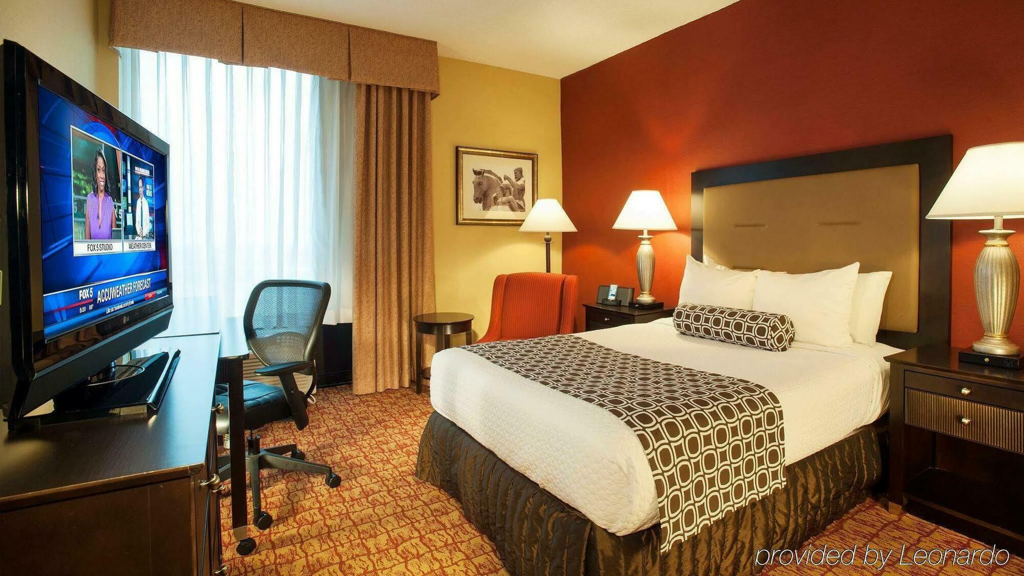 Doubletree By Hilton Mclean Tysons Hotel Tysons Corner Eksteriør billede